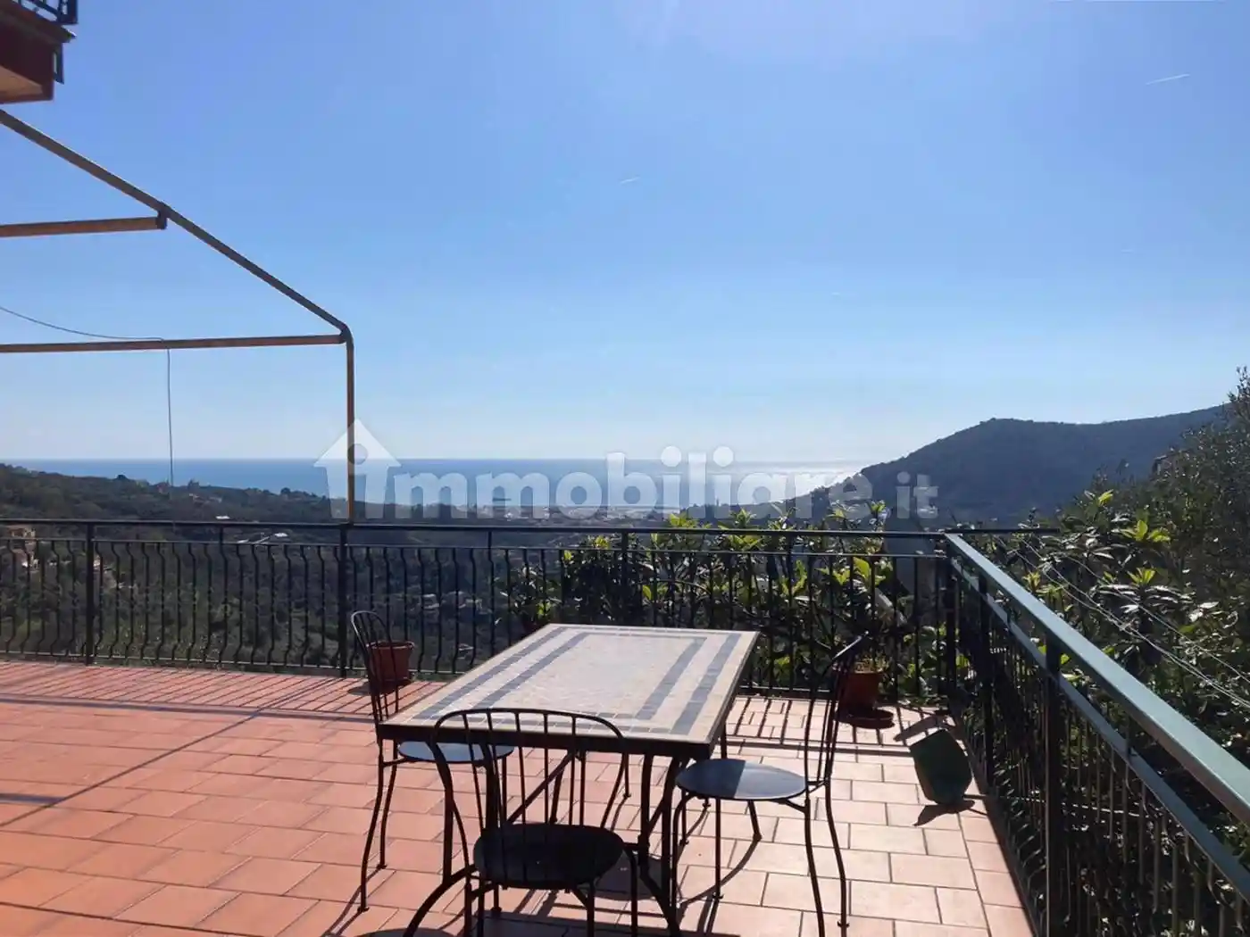 Appartamento in vendita a Leivi