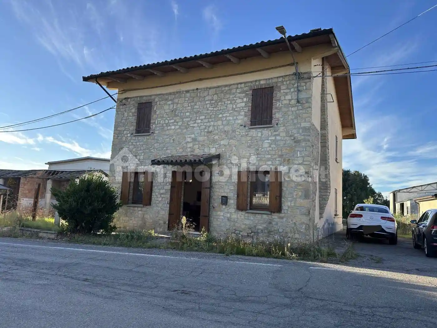 Villa in vendita a Serramazzoni