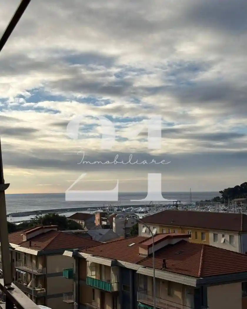 Appartamento in affitto a Varazze