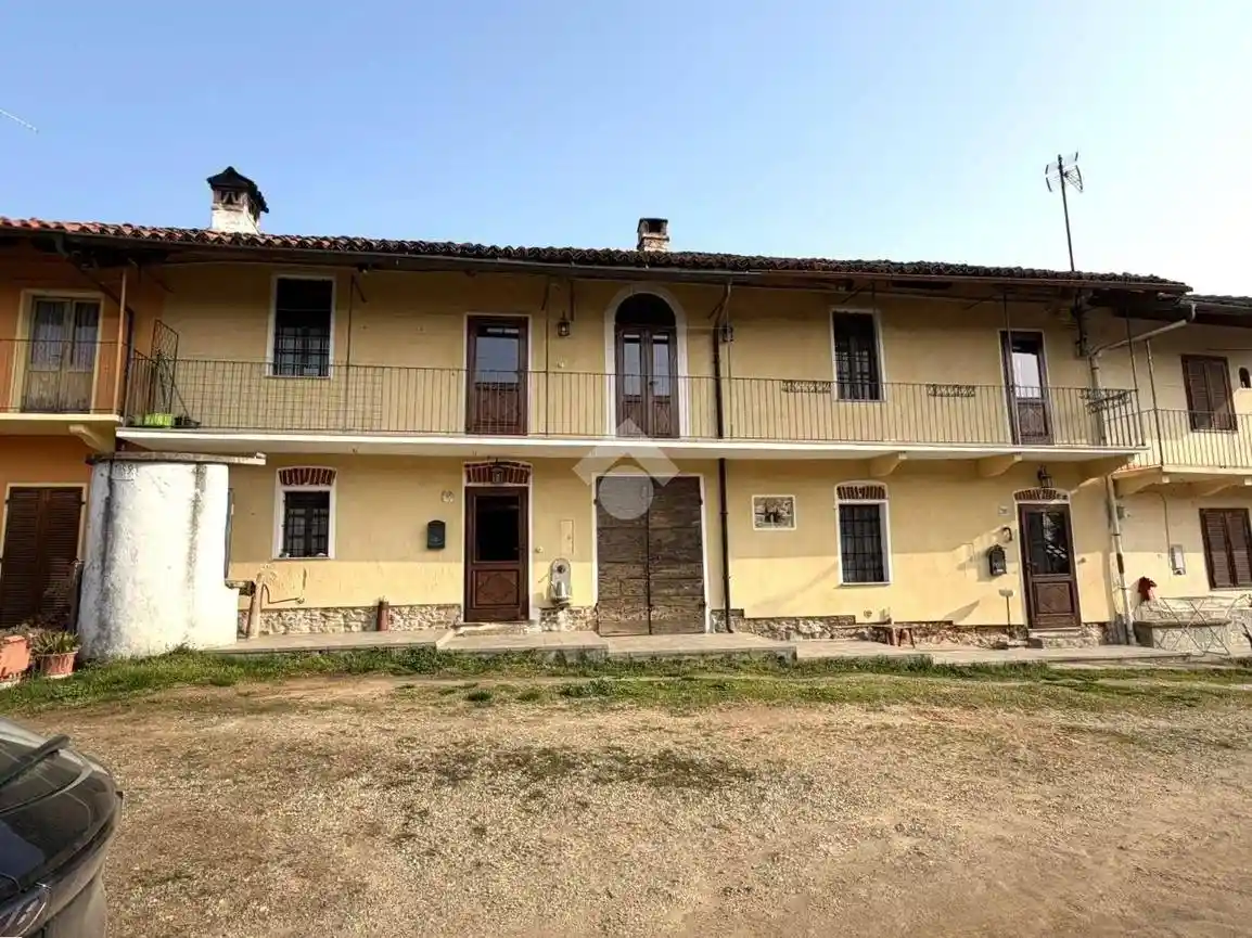 Rustico - Casale in vendita a Cumiana