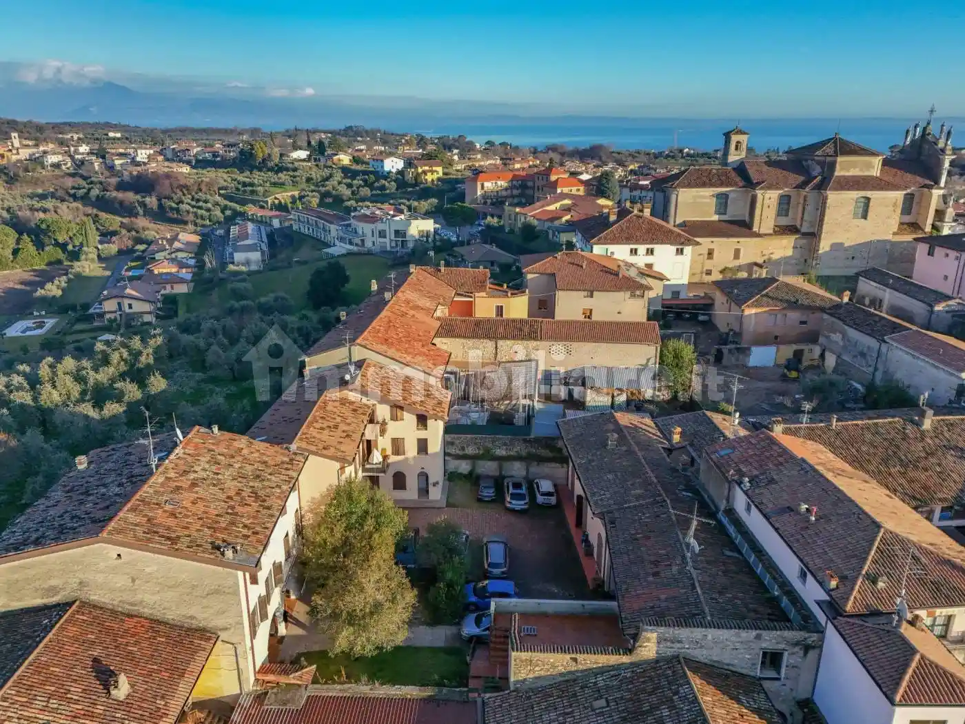 Palazzo - Edificio in vendita a Manerba del Garda