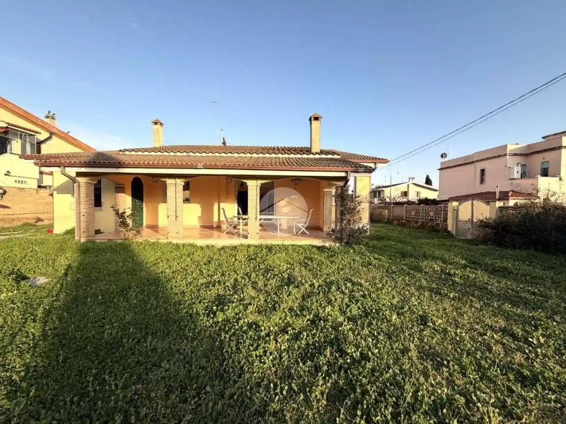Villa in vendita a Anzio