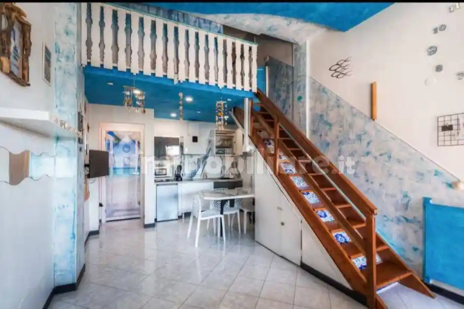 Appartamento in vendita a Varazze