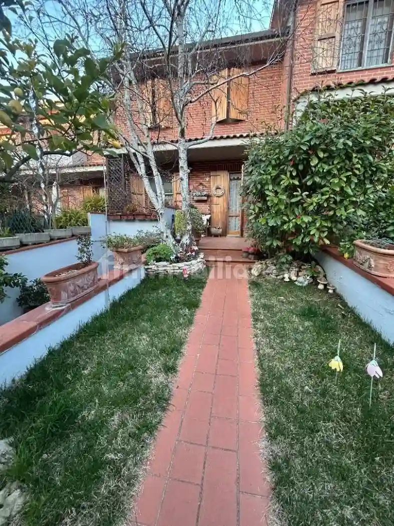 Villetta a schiera - foto 2