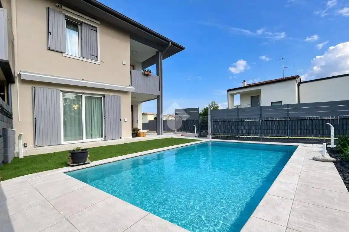 Villetta a schiera in vendita a Castelnuovo del Garda