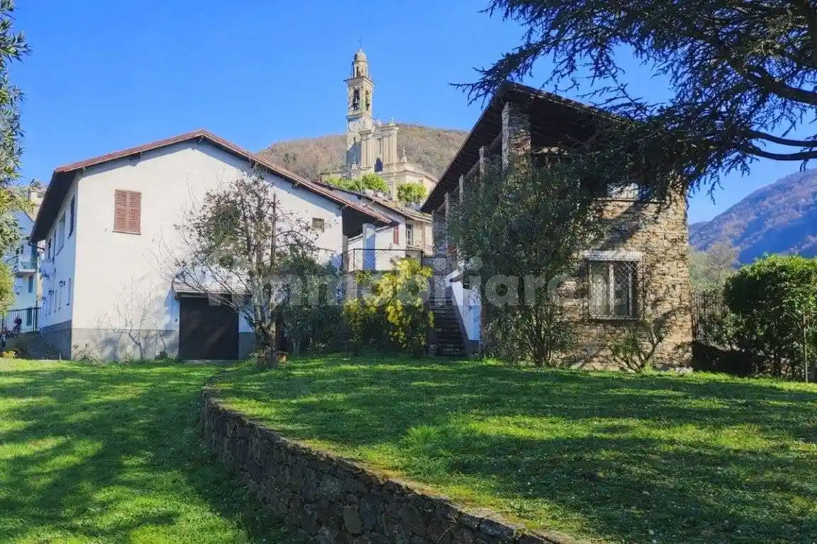 Villa in vendita a Moconesi