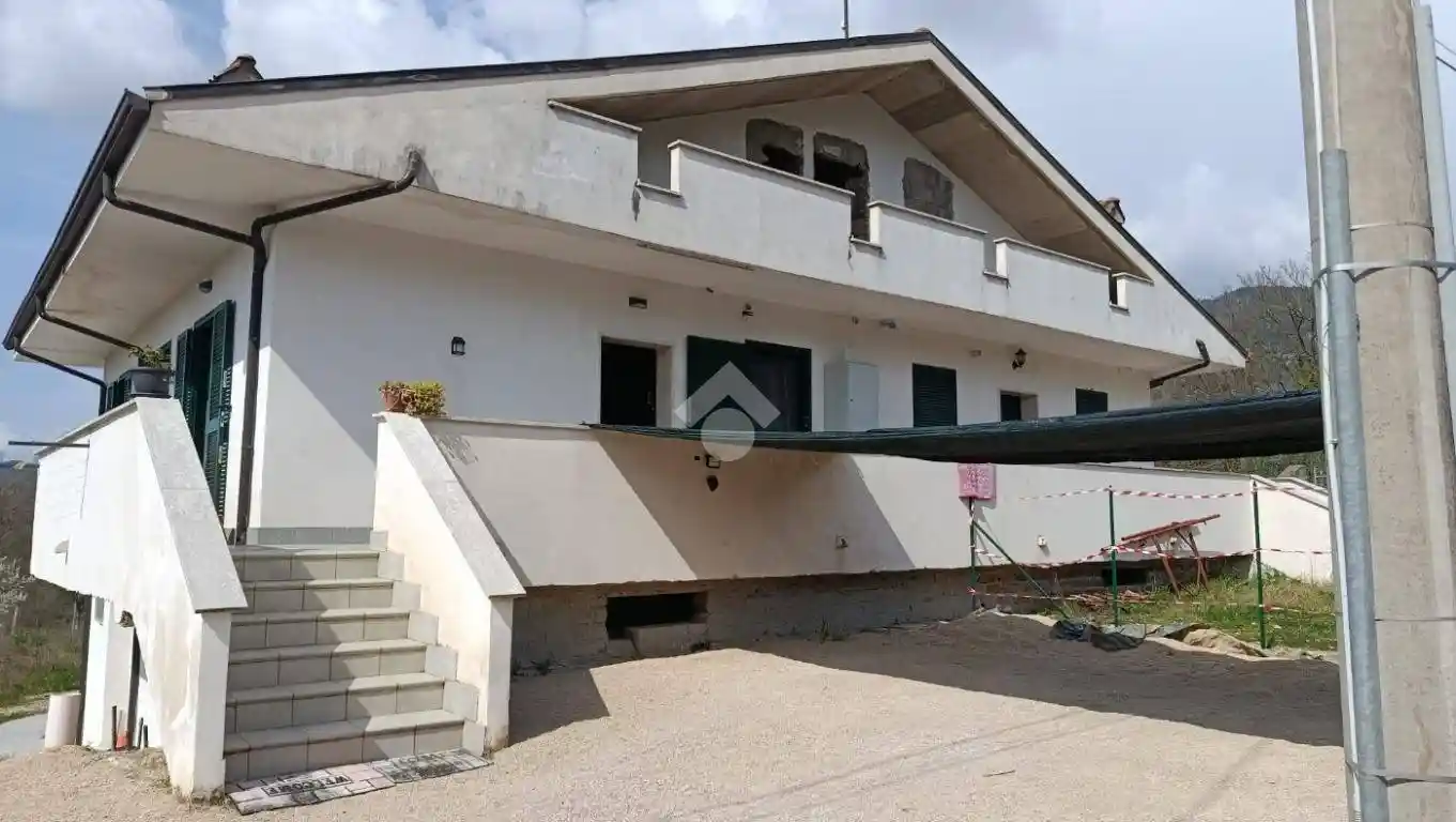 Villa in vendita a Alatri