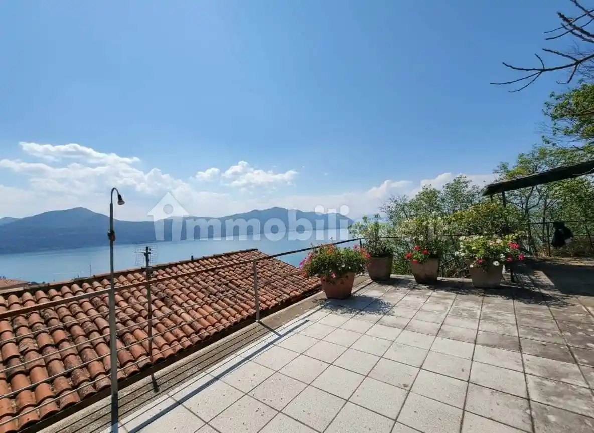 Casa indipendente in vendita a Predore