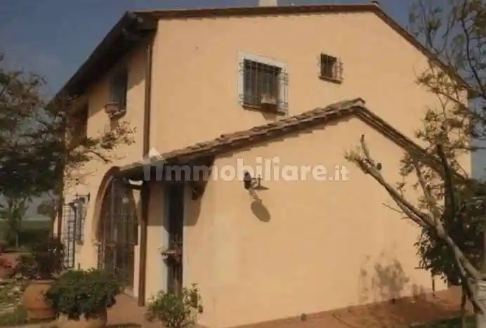 Villa in vendita a Cascina