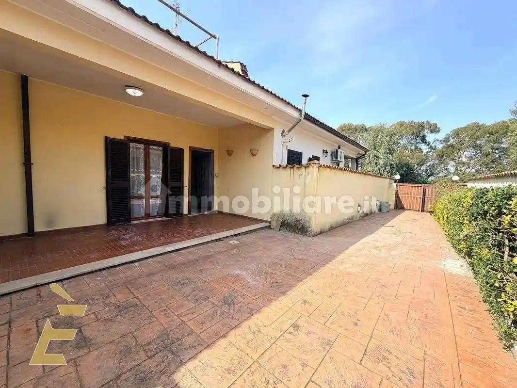 Villetta a schiera in vendita a Ardea