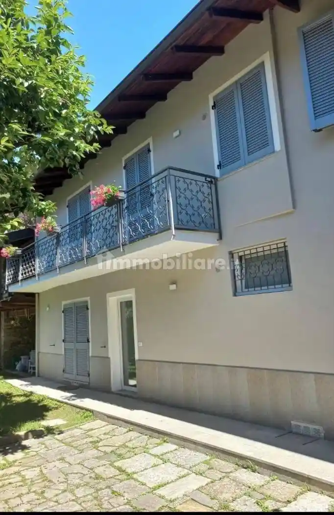 Appartamento in affitto a Invorio