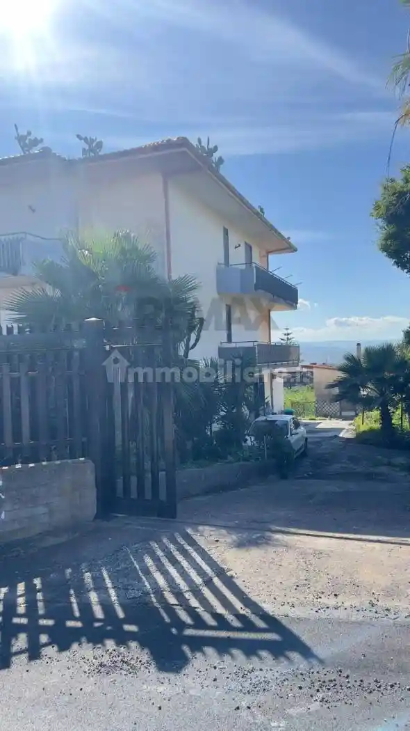 Villa in vendita a Catania