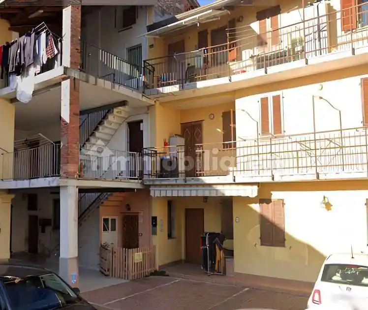 Appartamento in vendita a Malnate