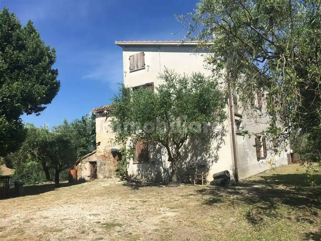 Rustico - Casale in vendita a Isola del Piano