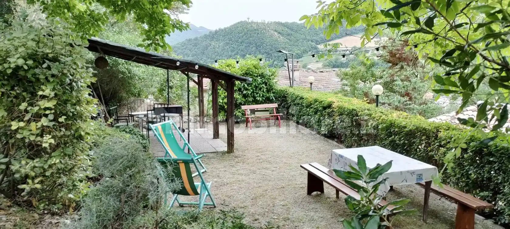 Casa indipendente in vendita a Acqualagna