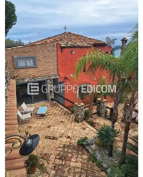 Appartamento in vendita a Furci Siculo