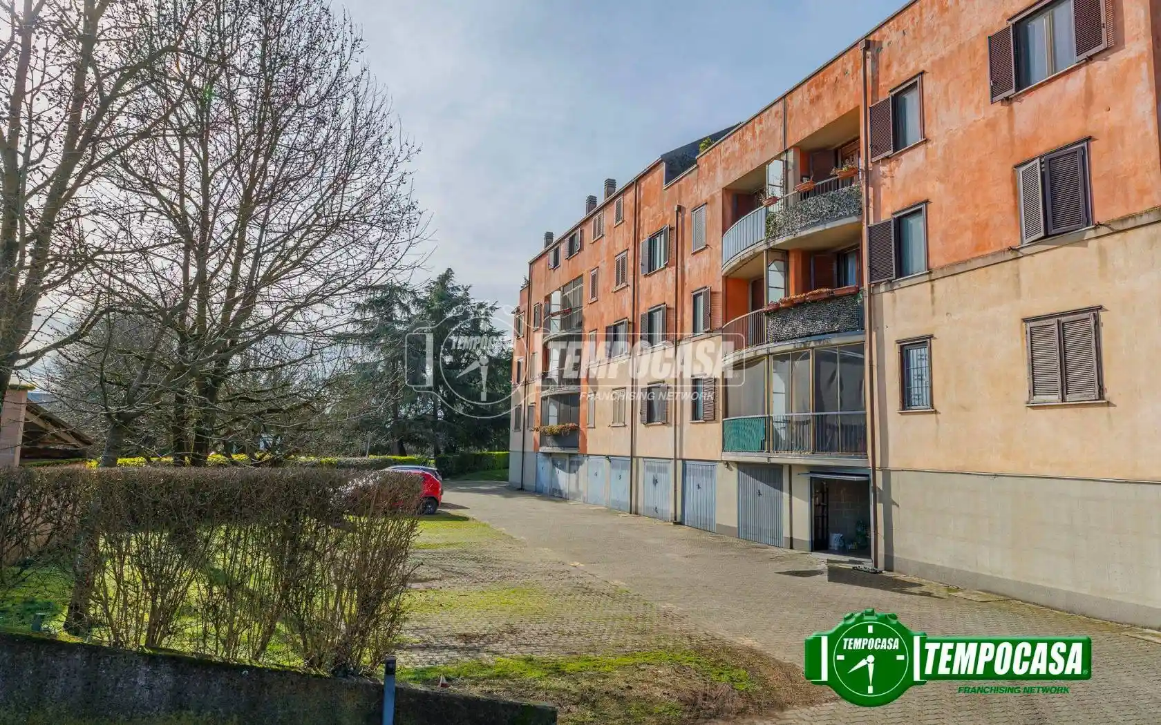 Appartamento in vendita a Locate di Triulzi