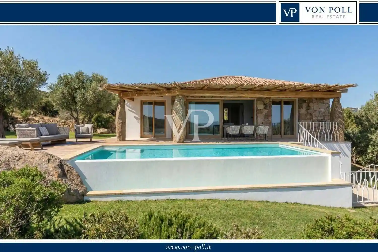 Villa in vendita a Loiri Porto San Paolo