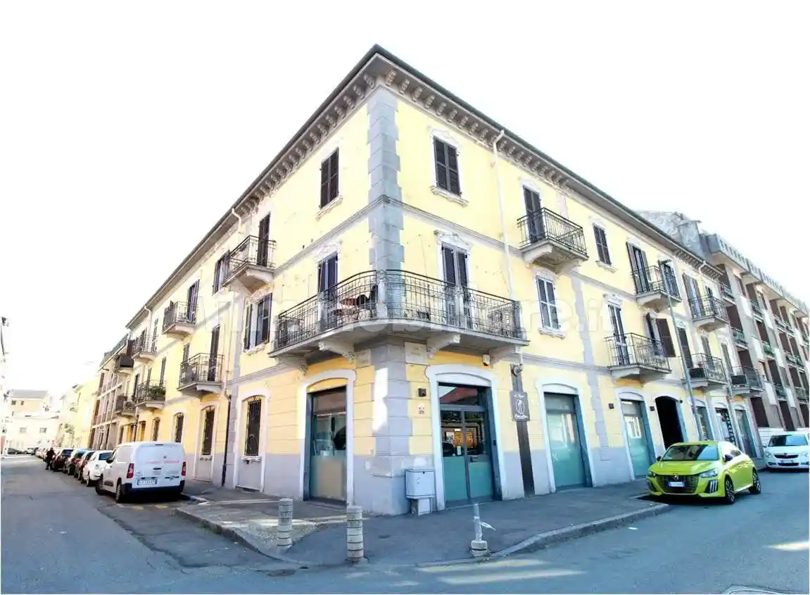 Appartamento in vendita a Novara