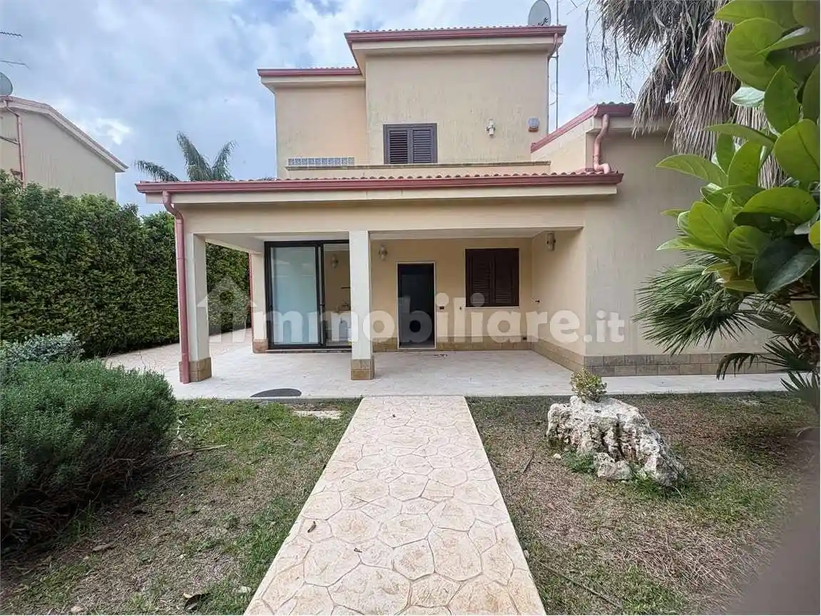 Villa in affitto a Siracusa