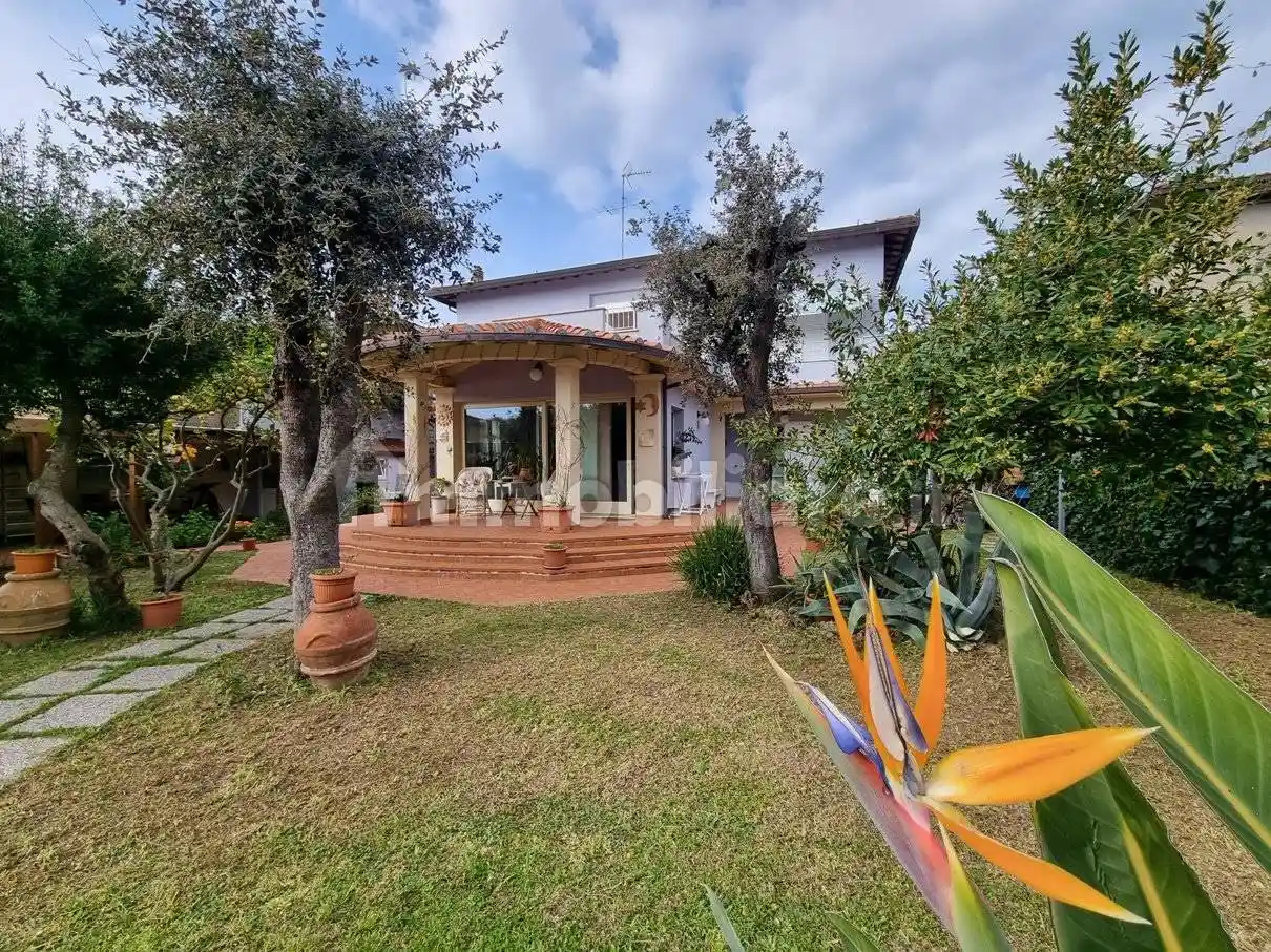 Villa in vendita a San Vincenzo