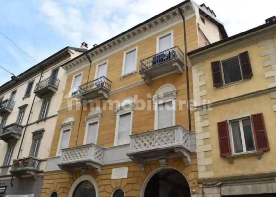 Appartamento in vendita a Novara