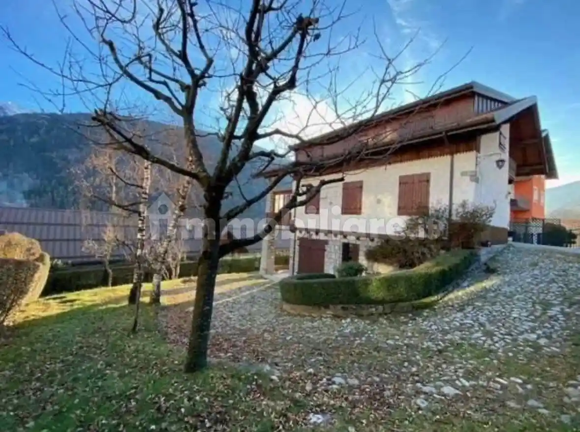 Villa in vendita a Vezza d'Oglio
