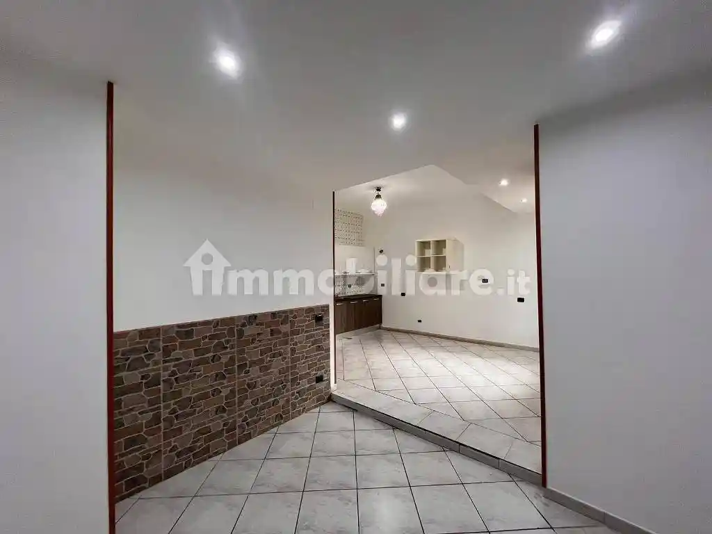 Appartamento in affitto a Napoli