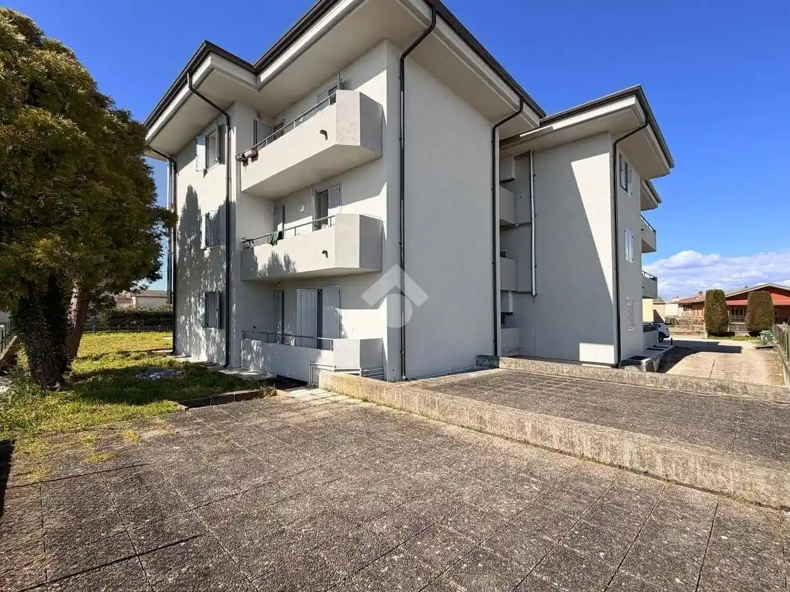 Appartamento in vendita a Isola Rizza