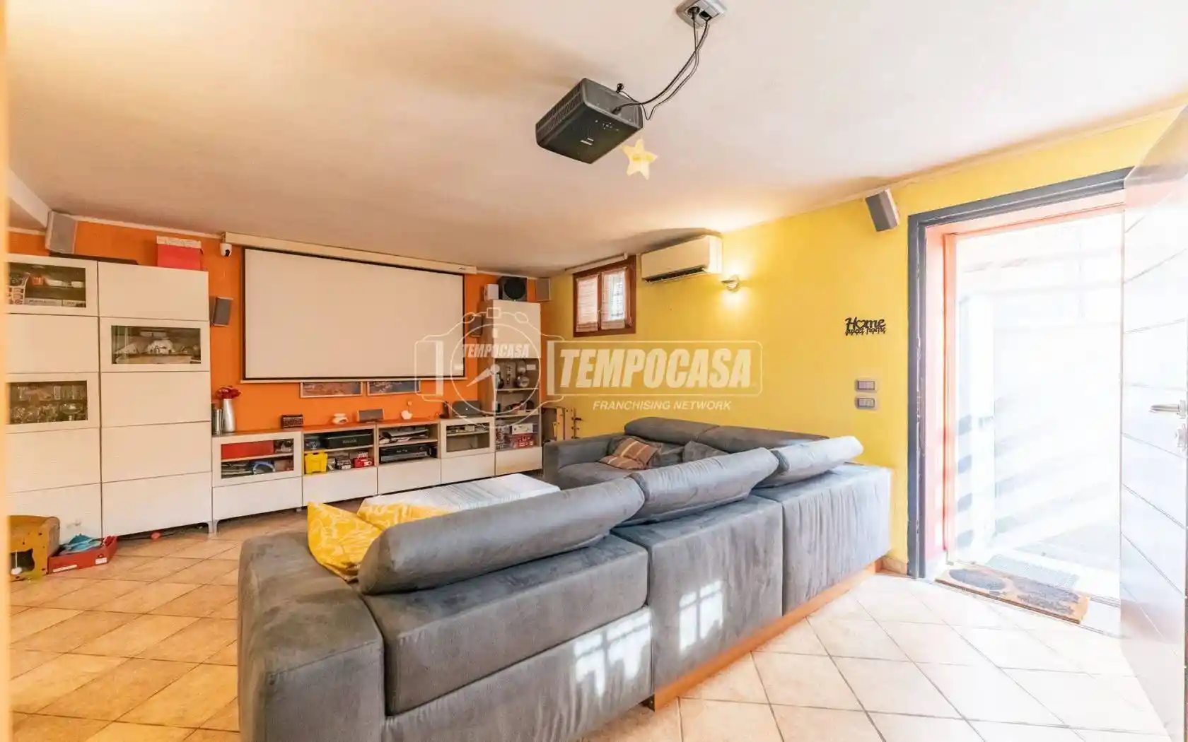 Villa in vendita a Abbiategrasso