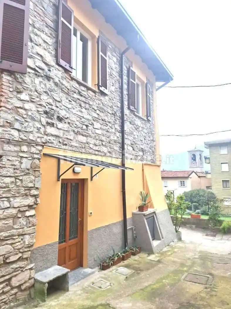 Appartamento in affitto a Como