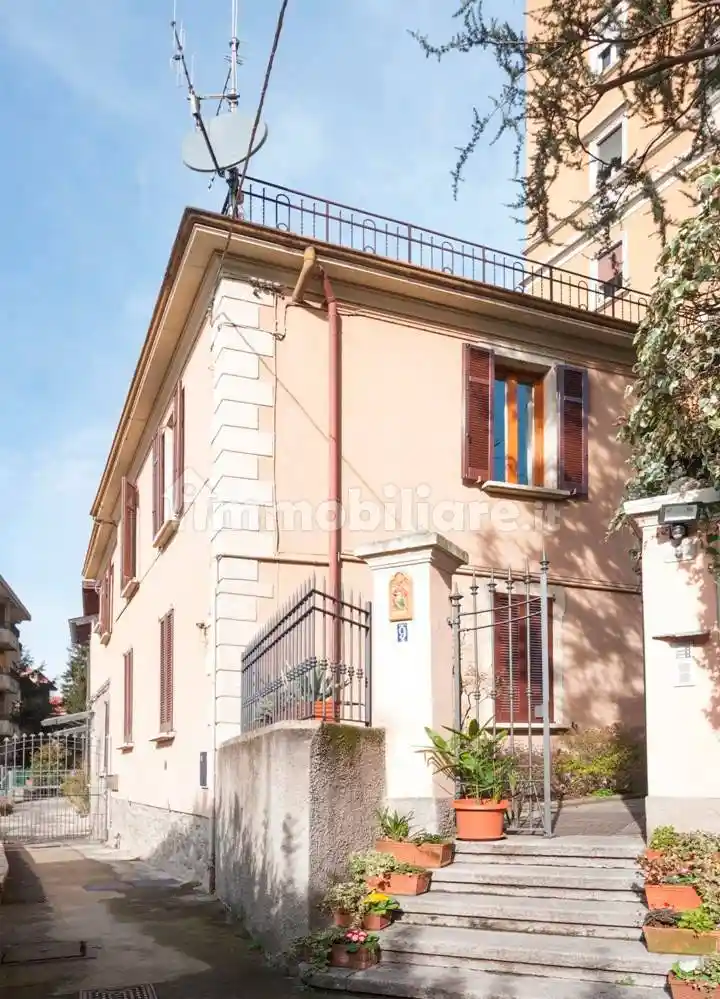 Appartamento in affitto a Como