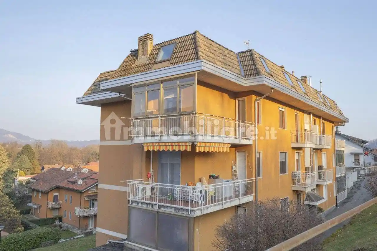 Appartamento in vendita a Serravalle Sesia