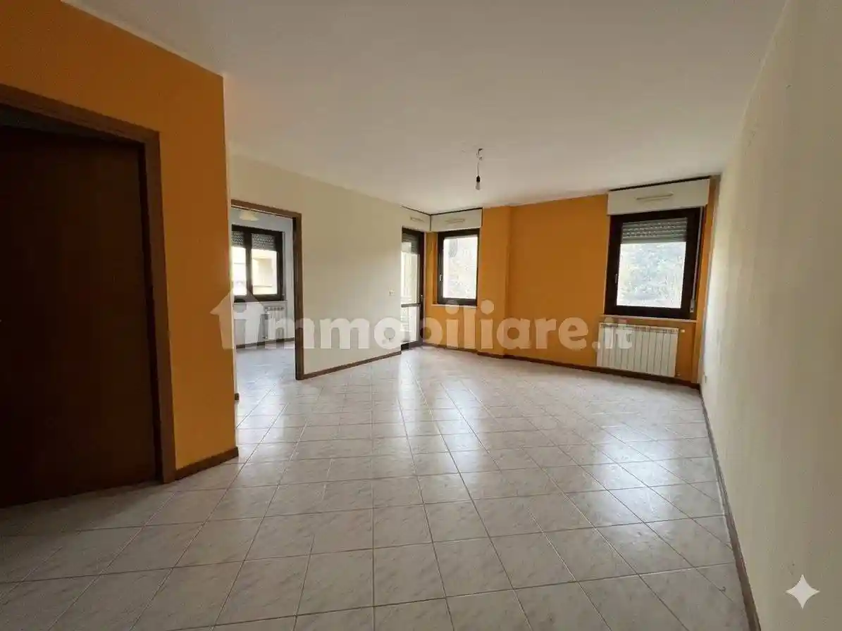 Appartamento in vendita a Sarzana