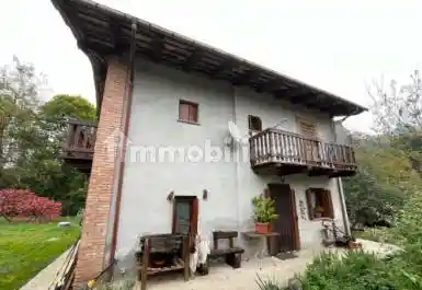 Villa in vendita a Paesana