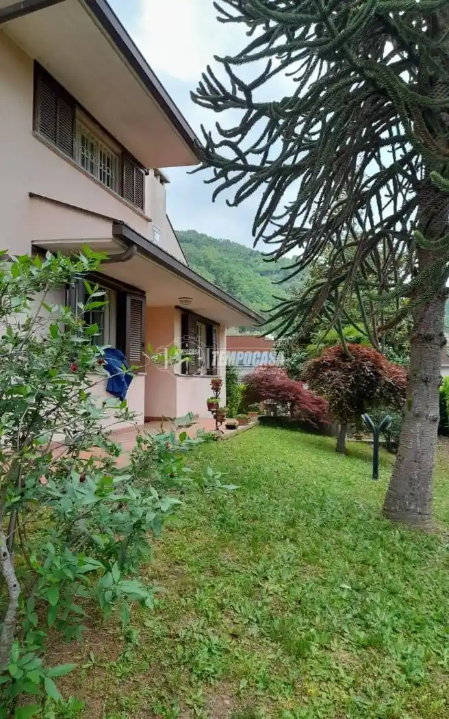 Villa in vendita a Cortemilia