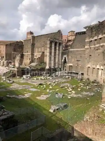 Casa indipendente in vendita a Roma