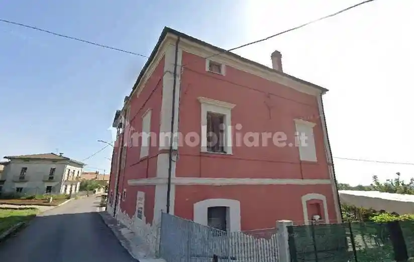 Casa indipendente in vendita a Poggiofiorito