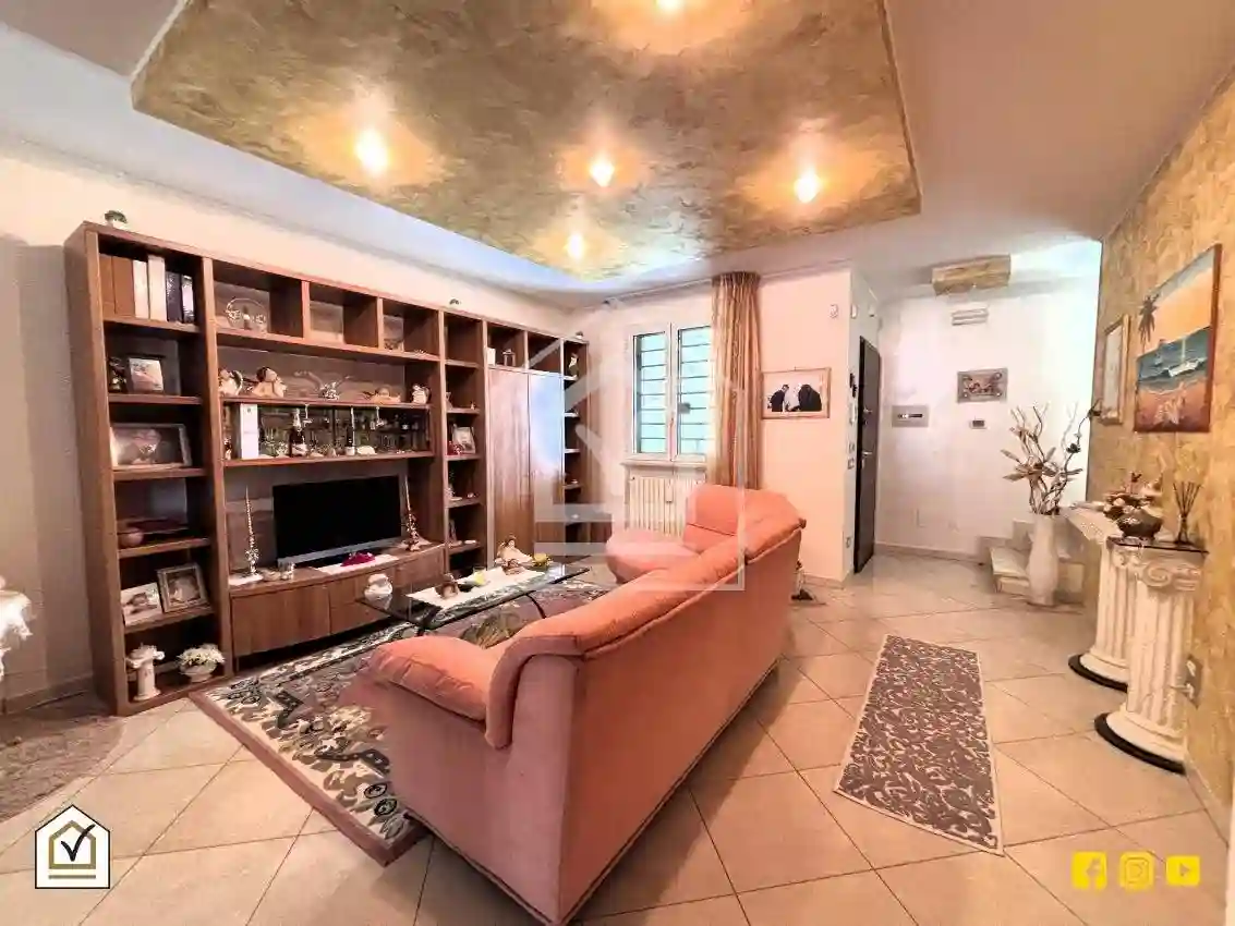 Villetta a schiera - foto 2