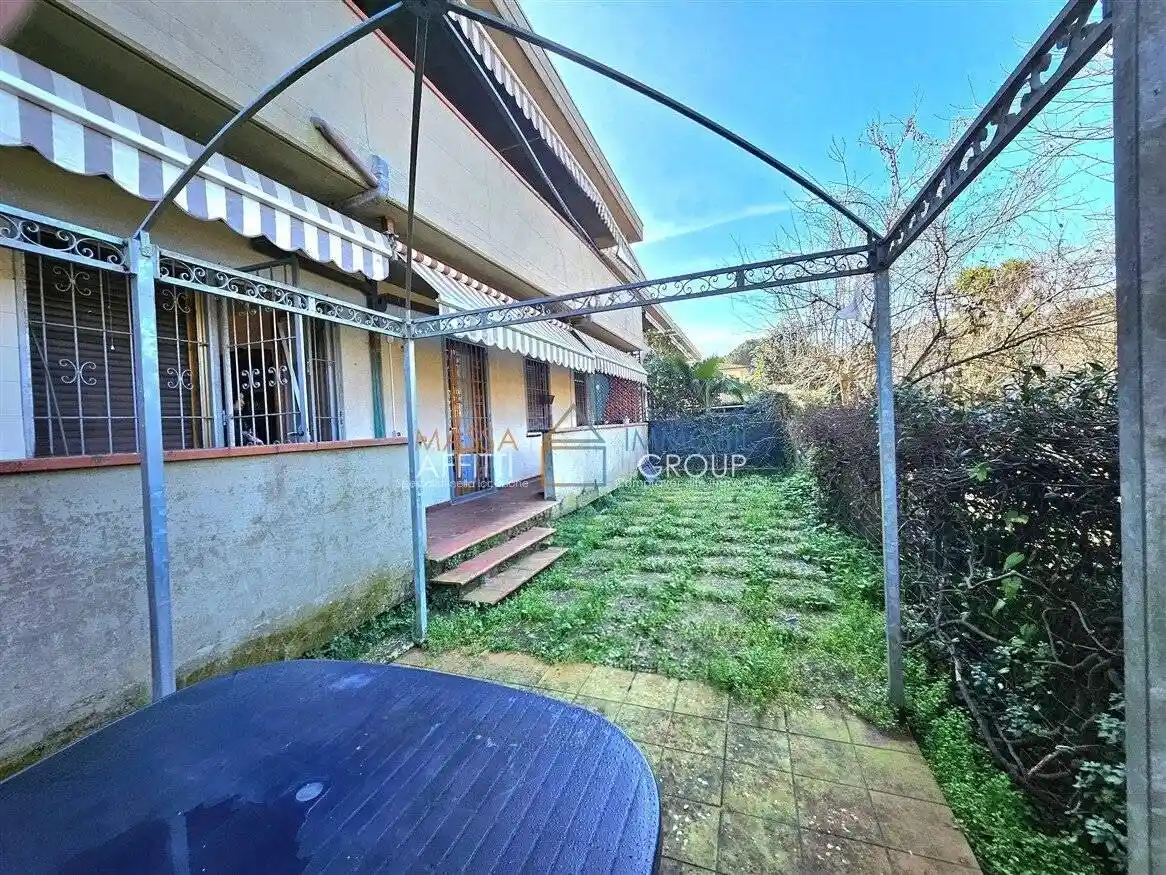 Appartamento in vendita a Massa