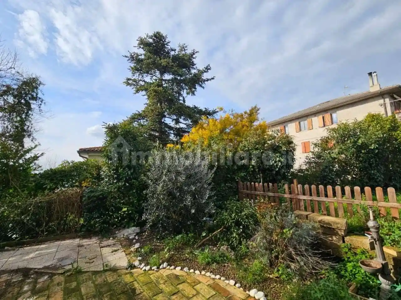 Casa indipendente in vendita a Agugliano