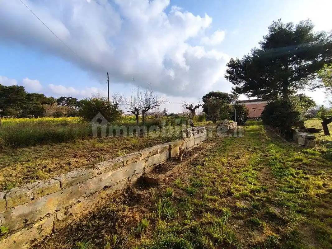 Rustico - Casale in vendita a Lequile