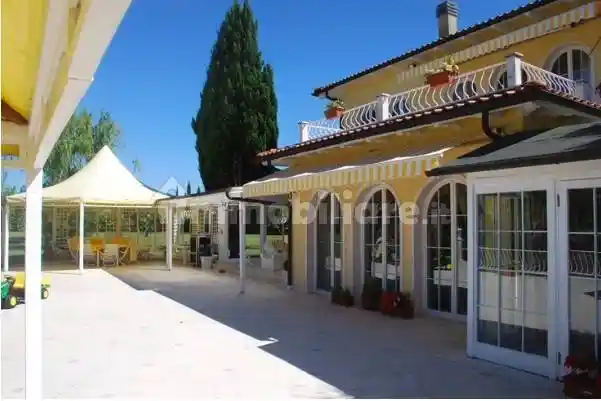 Villa in vendita a Scansano