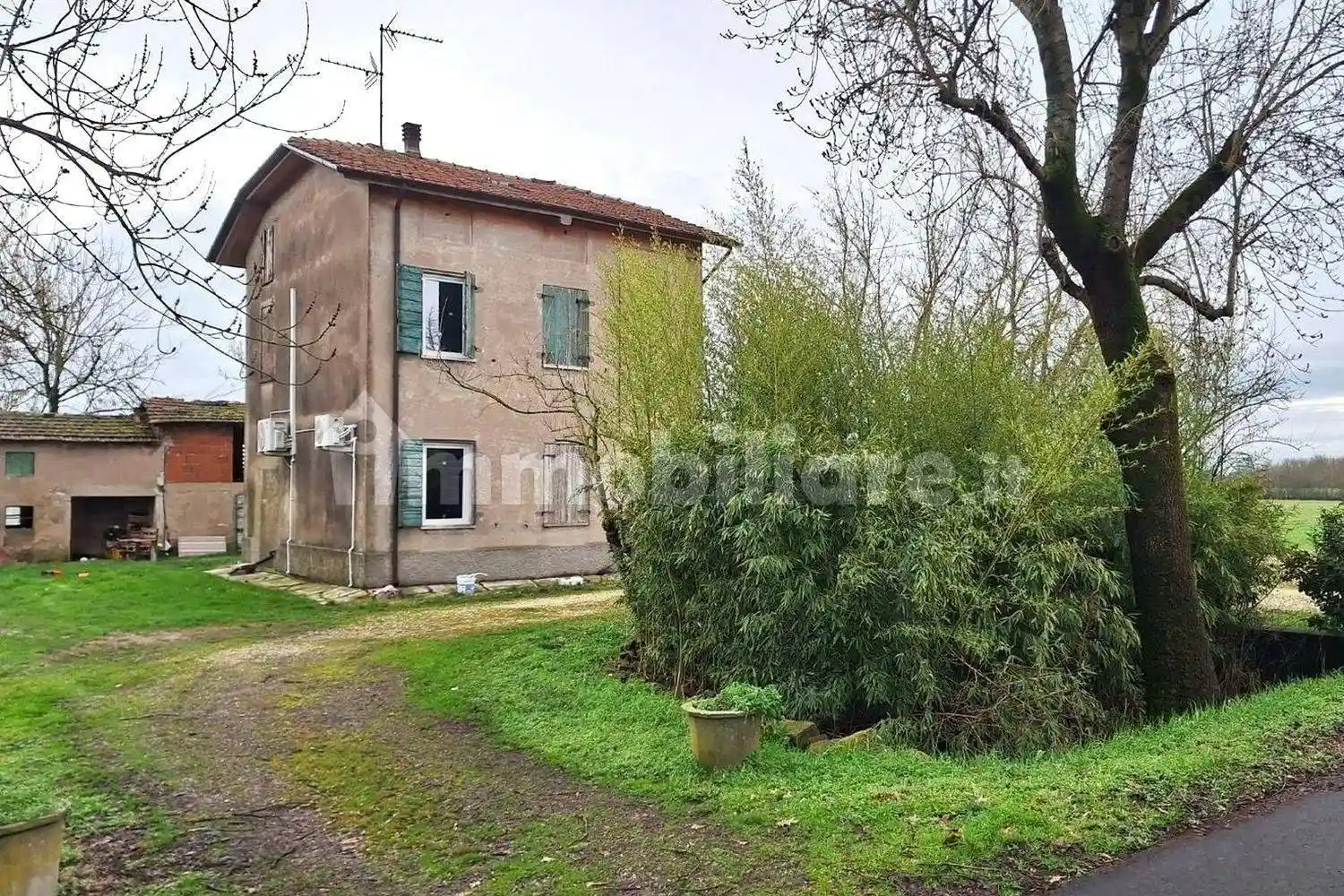 Rustico - Casale in vendita a Camposanto