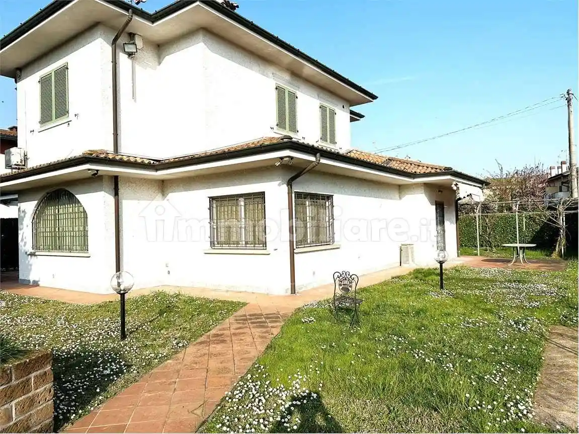 Villa in vendita a Segrate