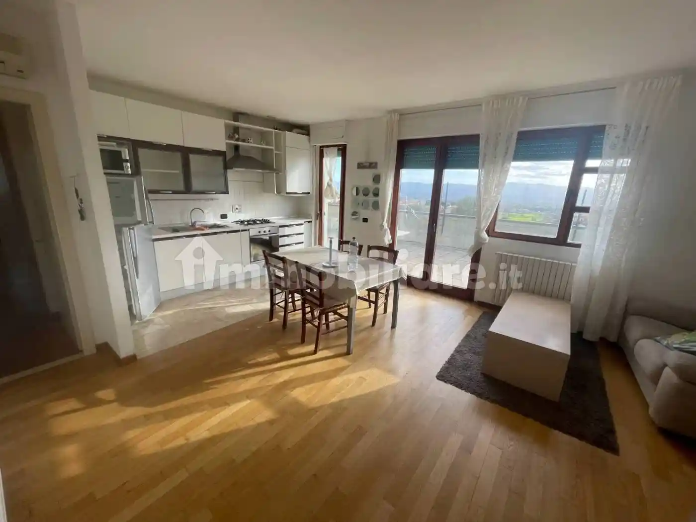 Appartamento in vendita a Reggello