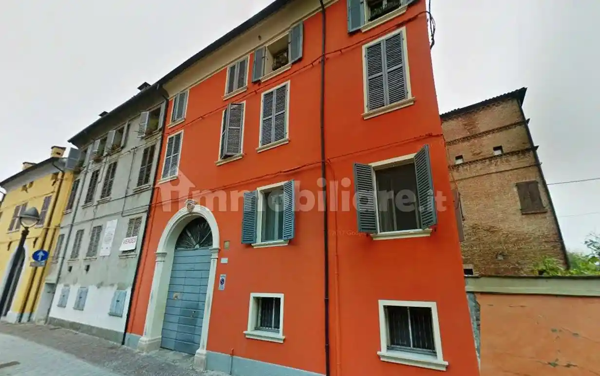 Palazzo - Edificio in vendita a Finale Emilia