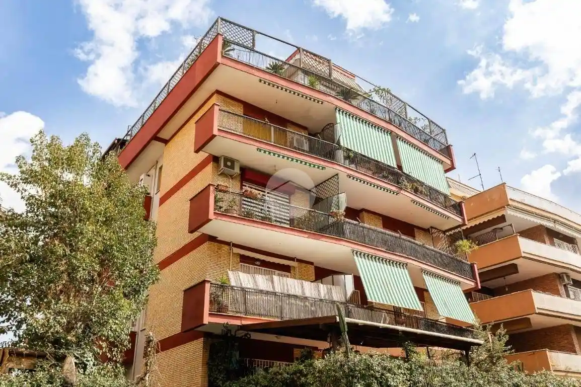 Appartamento in vendita a Roma