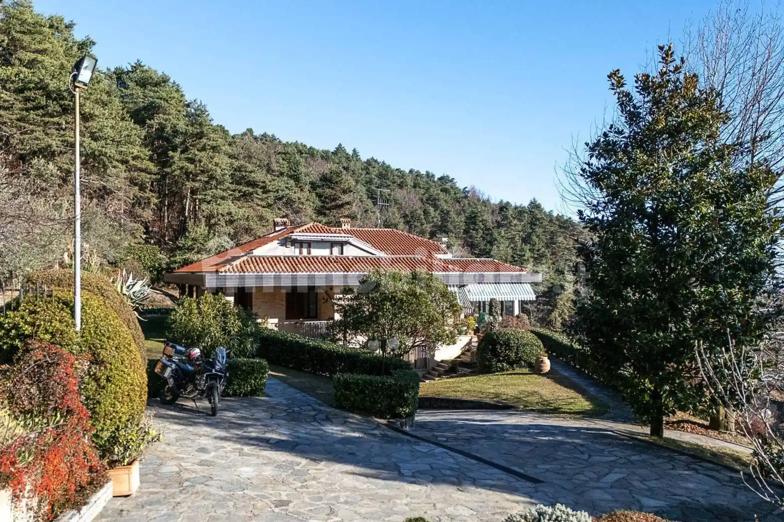 Villa in vendita a Roletto