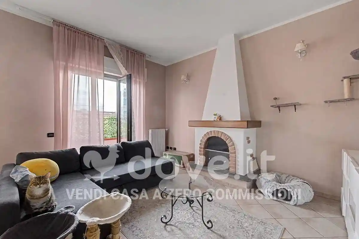 Appartamento in vendita a Cascina